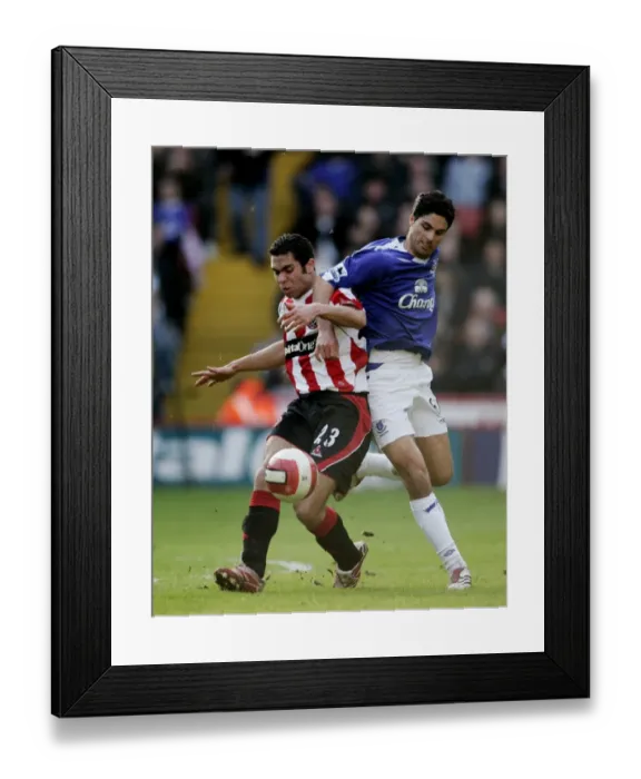 Framed Print : Sheffield United v Everton - Mikel Arteta in action against Ahmed Fathi Framed Print : Sheffield United v Everton - Mikel Arteta in action against Ahmed Fathi
