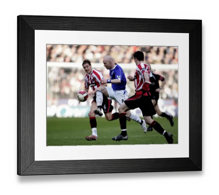 Framed Print : Andy Johnson vs. Jagielka and Morgan: Sheffield United vs. Everton
