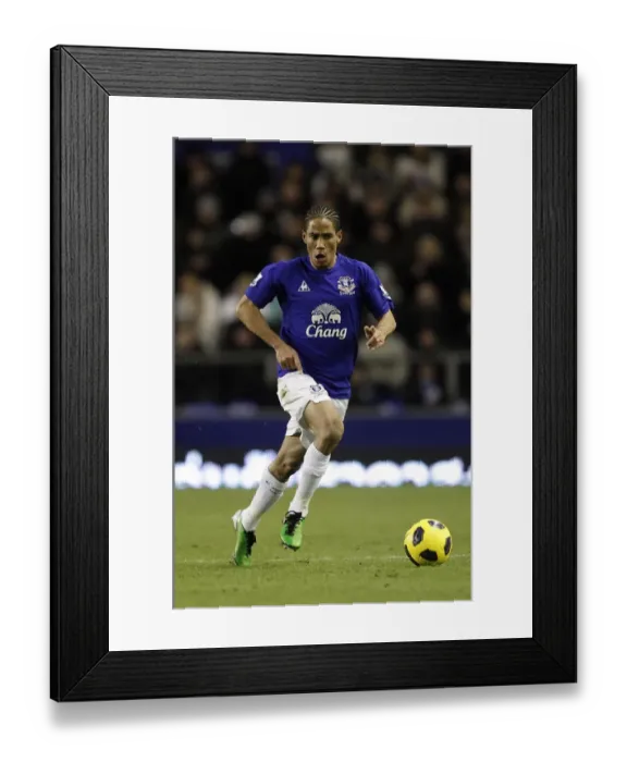 Framed Print : Soccer - Barclays Premier League - Everton v West Bromwich Albion - Goodison Park