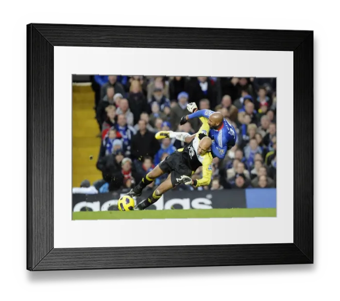Framed Print : Clash at Stamford Bridge: Tim Howard vs. Nicolas Anelka - Everton vs. Chelsea (4 December 2010) - A Battle of Wits and Will Framed Print : Clash at Stamford Bridge: Tim Howard vs. Nicolas Anelka - Everton vs. Chelsea (4 December 2010) - A Battle of Wits and Will