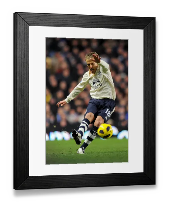 Framed Print : Phil Neville vs. Chelsea: Tense Face-Off at Stamford Bridge (4 December 2010, Premier League)