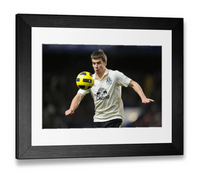 Framed Print : Seamus Coleman vs. Chelsea: A Fierce Face-Off at Stamford Bridge (December 2010) Framed Print : Seamus Coleman vs. Chelsea: A Fierce Face-Off at Stamford Bridge (December 2010)