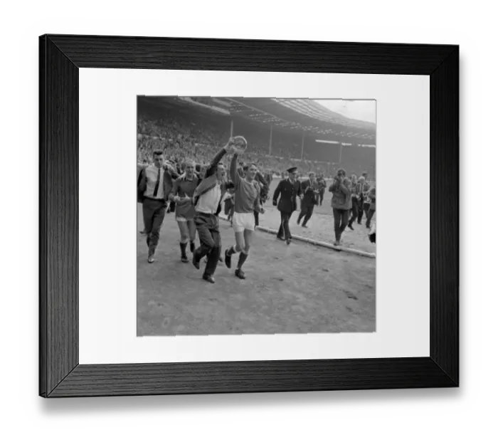 Framed Print : Everton's Glorious FA Cup Victory: Young and Temple Celebrate with Adoring Fans (1966) Framed Print : Everton's Glorious FA Cup Victory: Young and Temple Celebrate with Adoring Fans (1966)