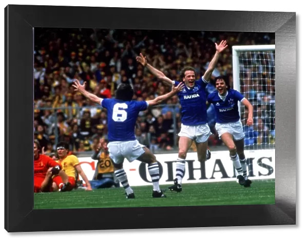 Everton FC's Unforgettable FA Cup Victory: Andy Gray's Euphoric Goal vs. Watford (1984)