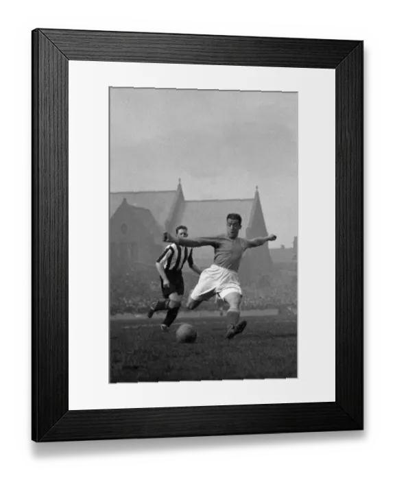 Framed Print : Soccer - League Division One - Everton
