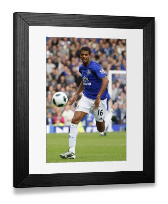 Framed Print : Jermaine Beckford: Everton's Powerful Striker