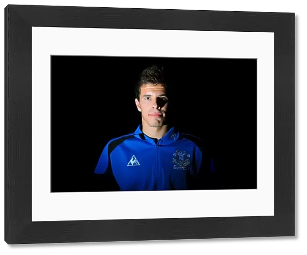 Joao Silva: Ever-Resilient Defender of Everton
