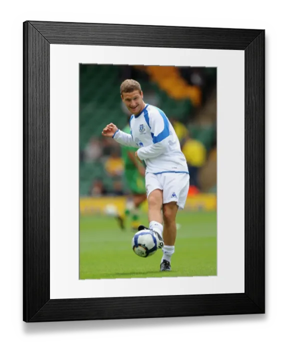 Framed Print : Shkodran Mustafi in Everton Jersey: Tribute to His Past Glory Framed Print : Shkodran Mustafi in Everton Jersey: Tribute to His Past Glory