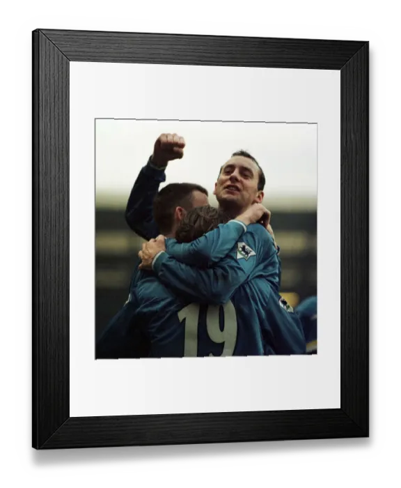 Framed Print : Soccer - AXA FA Cup - Fifth Round - Everton v Coventry City Framed Print : Soccer - AXA FA Cup - Fifth Round - Everton v Coventry City