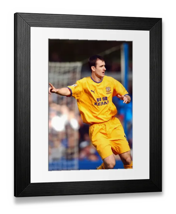 Framed Print : Clash of the Blues: Francis Jeffers in Action - Chelsea vs Everton Framed Print : Clash of the Blues: Francis Jeffers in Action - Chelsea vs Everton