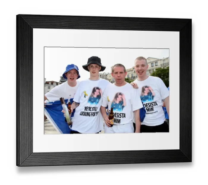 Framed Print : UEFA Europa League - Group I - SL Benfica v Everton - Everton Fans in Lisbon