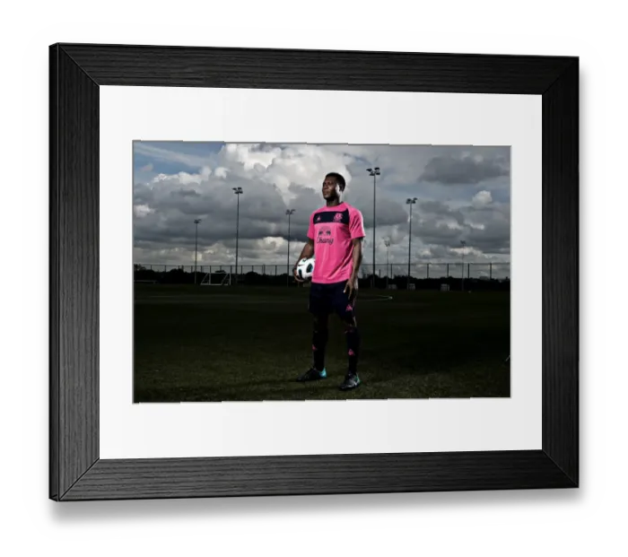 Framed Print : Everton's Powerhouse: Ayegbeni Yakubu Framed Print : Everton's Powerhouse: Ayegbeni Yakubu