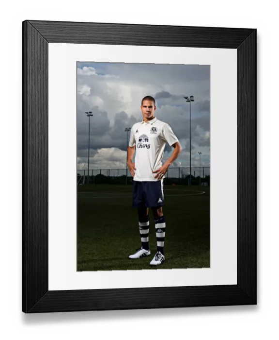 Framed Print : Tenacious Midfielder: Jack Rodwell of Everton FC