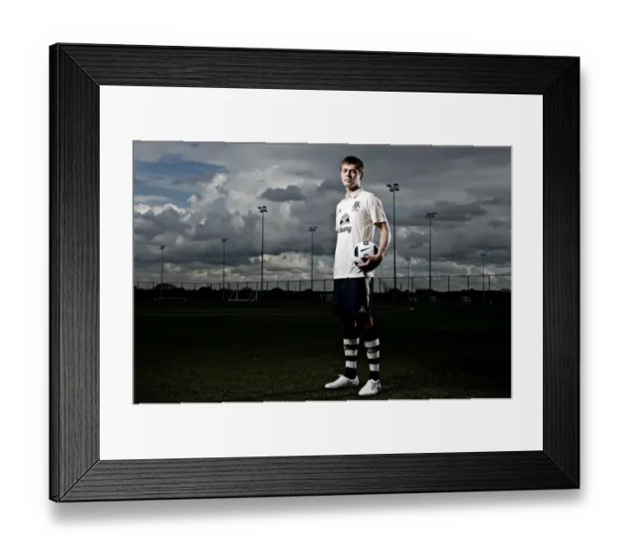 Framed Print : Everton's Russian Star: Diniyar Bilyaletdinov Framed Print : Everton's Russian Star: Diniyar Bilyaletdinov