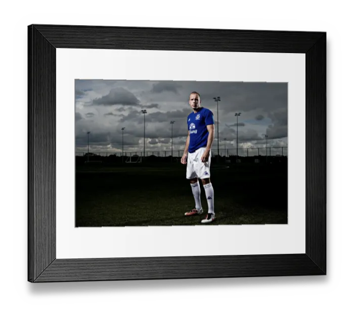 Framed Print : John Heitinga: Unyielding Dutch Defender of Everton Football Club Framed Print : John Heitinga: Unyielding Dutch Defender of Everton Football Club