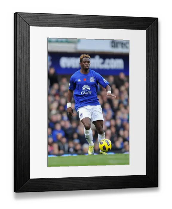 Framed Print : Thrilling Saha Strike: Everton vs. Arsenal at Goodison Park, Barclays Premier League Framed Print : Thrilling Saha Strike: Everton vs. Arsenal at Goodison Park, Barclays Premier League