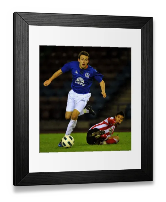 Framed Print : Jose Baxter: Everton's Tenacious Midfield Warrior