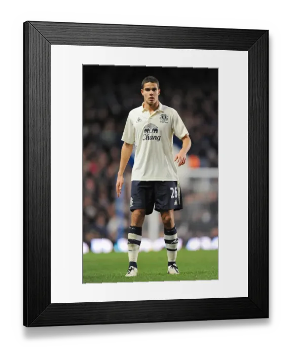 Framed Print : Everton's Midfield Maestro: Jack Rodwell Framed Print : Everton's Midfield Maestro: Jack Rodwell