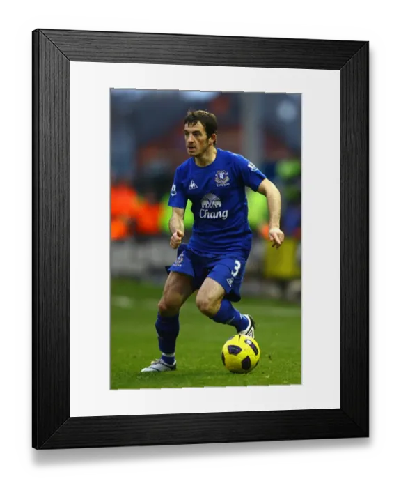 Framed Print : Everton's Defensive Mastermind: Leighton Baines