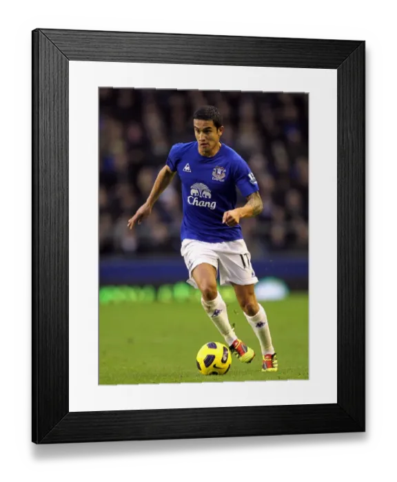 Framed Print : Tim Cahill's Thrilling Moment: Everton vs. Wigan Athletic, Barclays Premier League (11 December 2010, Goodison Park)