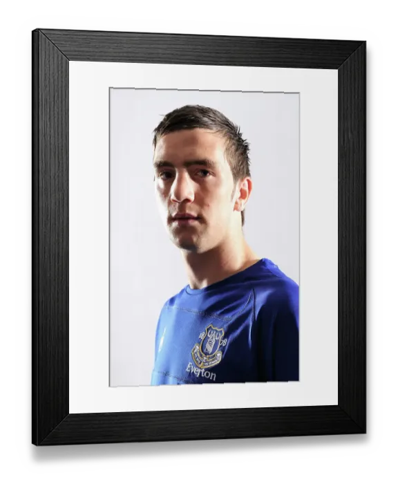 Framed Print : Shane Duffy Framed Print : Shane Duffy