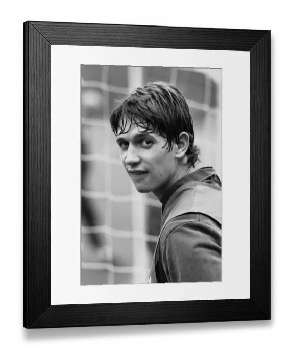 Framed Print : Canon League Division One - Everton Photocall - Goodison Park