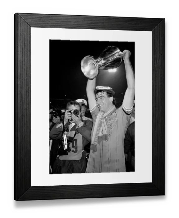 Framed Print : European Cup Winners Cup - Final - Everton v Rapid Vienna - De Kuip Stadium Framed Print : European Cup Winners Cup - Final - Everton v Rapid Vienna - De Kuip Stadium