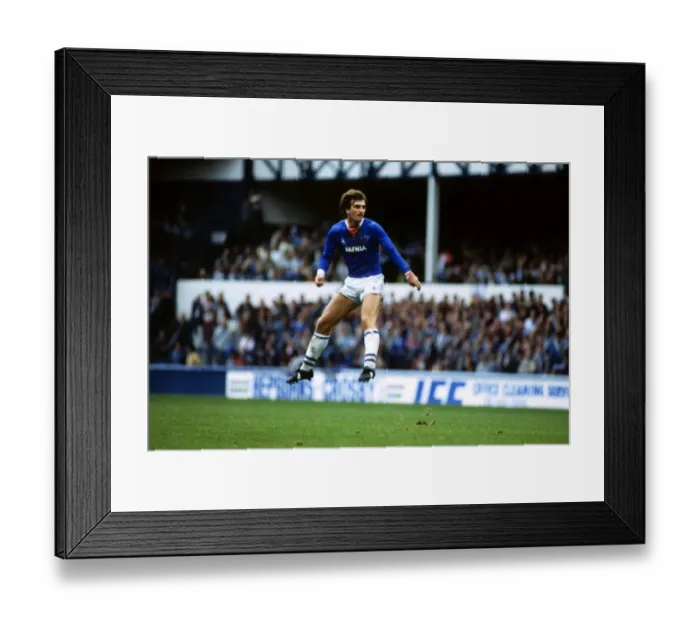 Framed Print : Canon League Division One - Everton v Coventry City - Goodison Park Framed Print : Canon League Division One - Everton v Coventry City - Goodison Park