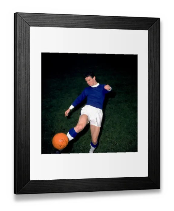 Framed Print : Everton Football Club: Brian Labone Leading the Charge in Division One Framed Print : Everton Football Club: Brian Labone Leading the Charge in Division One