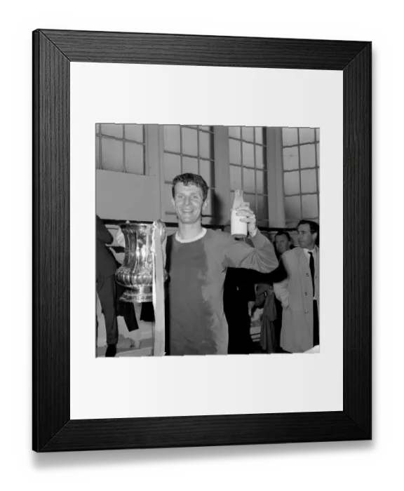 Framed Print : FA Cup - Final - Everton v Sheffield Wednesday