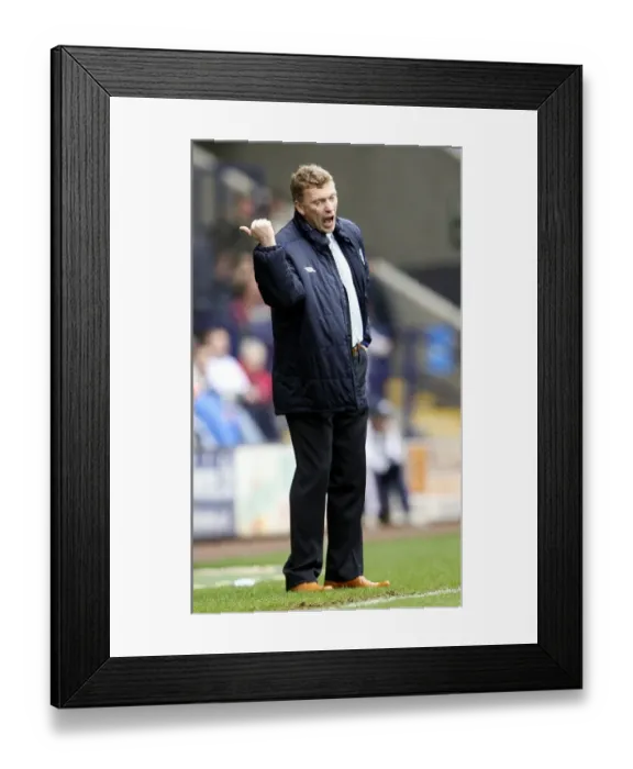 Framed Print : David Moyes and Everton Face Bolton Wanderers at The Reebok Stadium (FA Barclays Premiership, 9 / 4 / 07) Framed Print : David Moyes and Everton Face Bolton Wanderers at The Reebok Stadium (FA Barclays Premiership, 9 / 4 / 07)