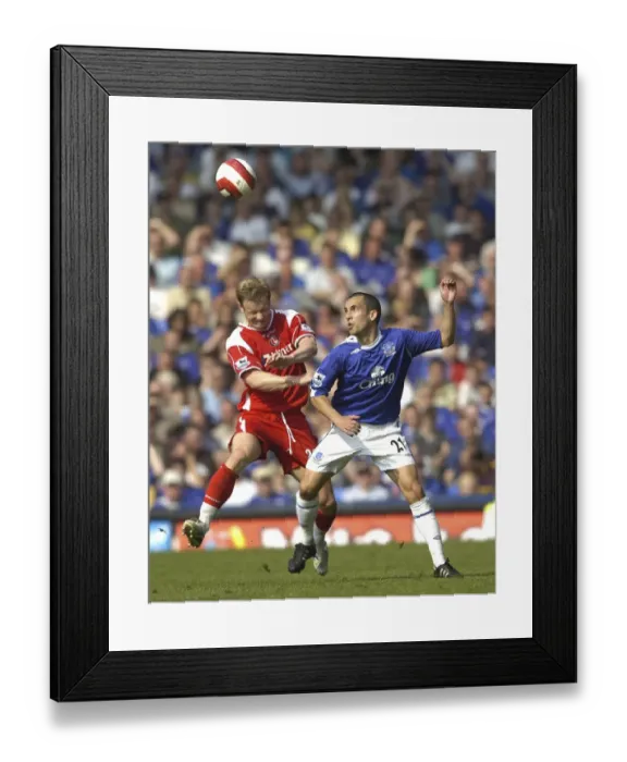 Framed Print : Everton v Charlton Athletic Leon Osman and Charltons Ben Thatcher Framed Print : Everton v Charlton Athletic Leon Osman and Charltons Ben Thatcher
