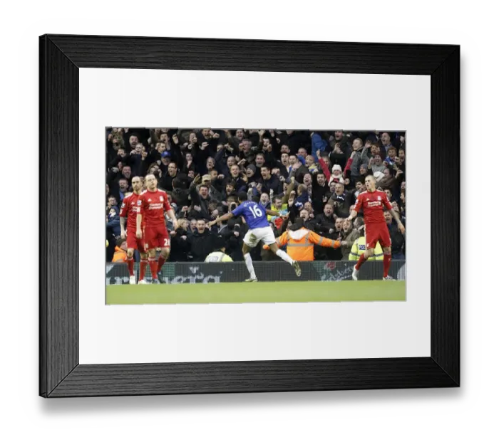 Framed Print : Barclays Premier League - Liverpool v Everton - Anfield Framed Print : Barclays Premier League - Liverpool v Everton - Anfield