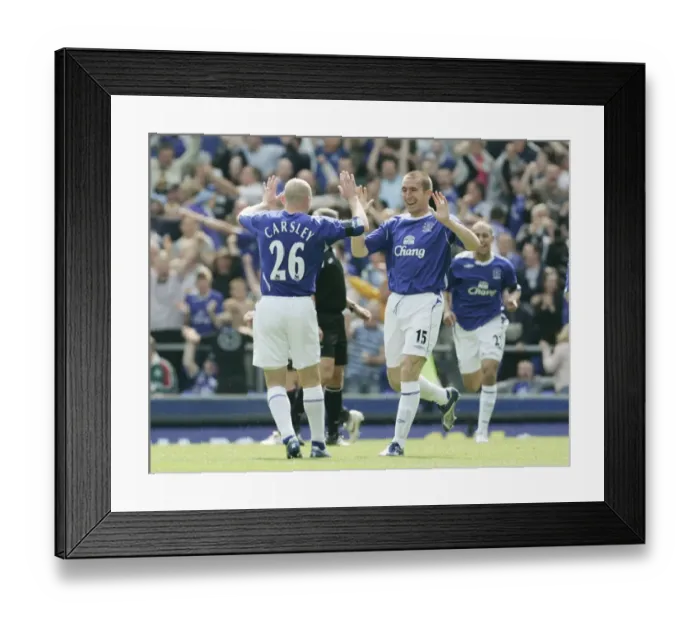 Framed Print : Alan Stubbs Scores the Thrilling Opener: Everton vs Manchester United (April 28, 2007)