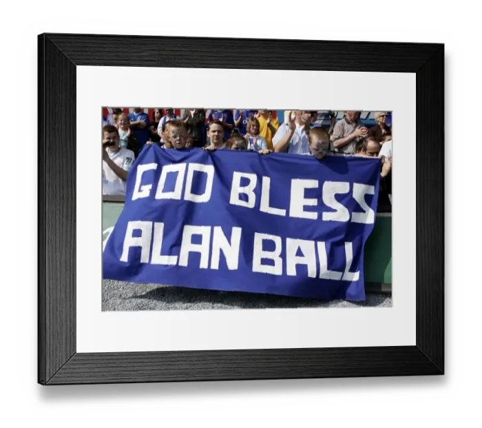 Framed Print : Everton v Manchester United Young Everton fans hold a banner to commemorate Alan Ball Framed Print : Everton v Manchester United Young Everton fans hold a banner to commemorate Alan Ball