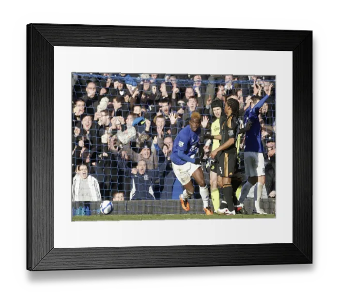 Framed Print : Everton's Louis Saha: First Goal, Devastating Celebration Against Chelsea in FA Cup (29 January 2011) Framed Print : Everton's Louis Saha: First Goal, Devastating Celebration Against Chelsea in FA Cup (29 January 2011)