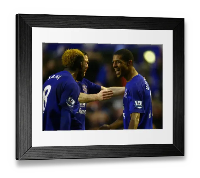 Framed Print : Everton's Jermaine Beckford Scores Fourth Goal: Everton FC vs Blackpool (BPL), Goodison Park (05 February 2011) Framed Print : Everton's Jermaine Beckford Scores Fourth Goal: Everton FC vs Blackpool (BPL), Goodison Park (05 February 2011)