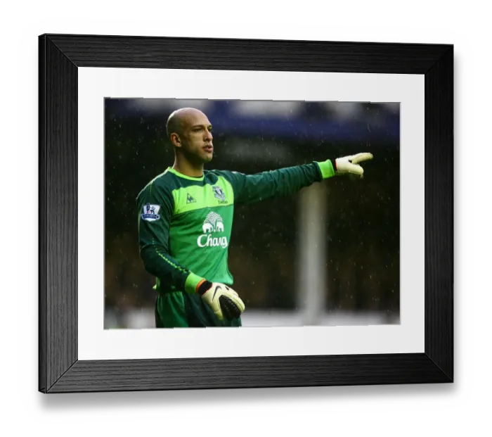 Framed Print : Tim Howard in Action: Everton vs. Blackpool, Barclays Premier League (05 February 2011), Goodison Park
