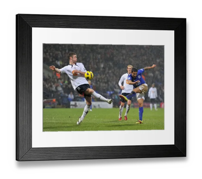 Framed Print : Tim Cahill's Thunderbolt: Everton's Moment at Reebok Stadium (13 February 2011) Framed Print : Tim Cahill's Thunderbolt: Everton's Moment at Reebok Stadium (13 February 2011)