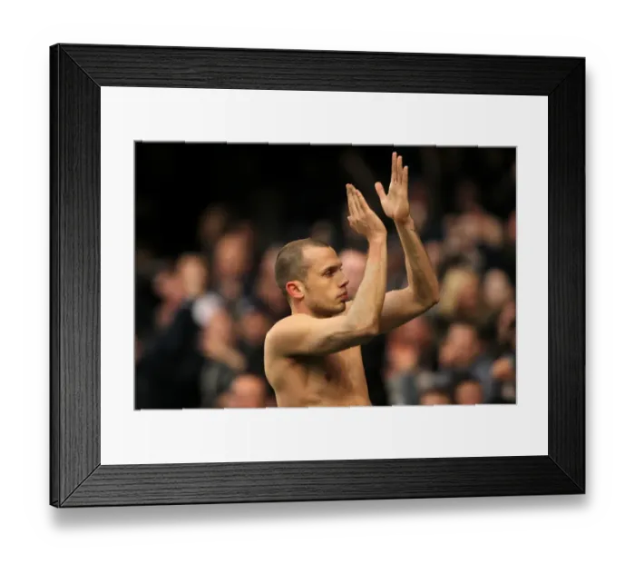 Framed Print : Johnny Heitinga's Euphoric Moment: Everton's FA Cup Upset Against Chelsea at Stamford Bridge (February 19, 2011) Framed Print : Johnny Heitinga's Euphoric Moment: Everton's FA Cup Upset Against Chelsea at Stamford Bridge (February 19, 2011)
