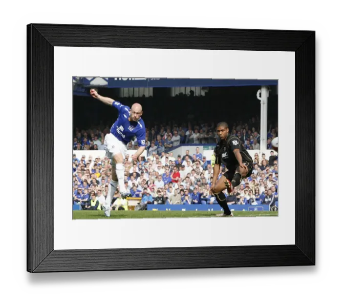 Framed Print : Football - Everton v Portsmouth FA Barclays Premiership - Goodison Park - 5  /  5  /  07 Evertons Lee Carsl