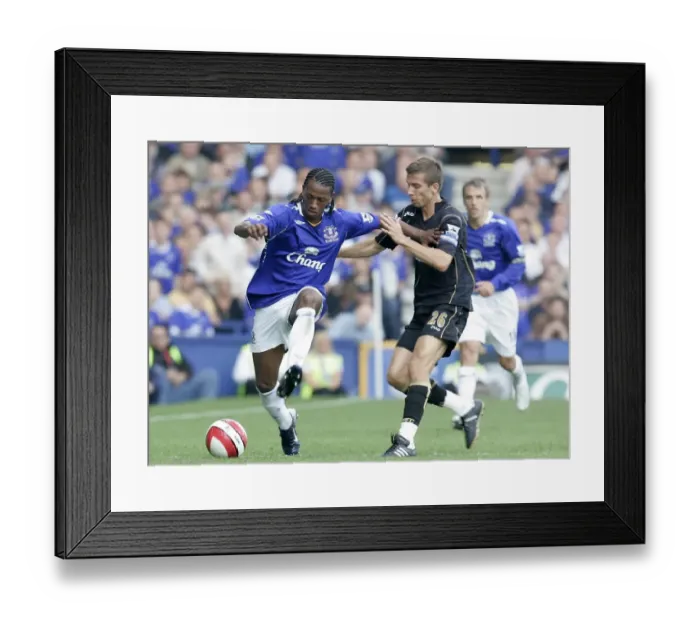 Framed Print : Football - Everton v Portsmouth FA Barclays Premiership - Goodison Park - 5  /  5  /  07 Evertons Manuel Fe