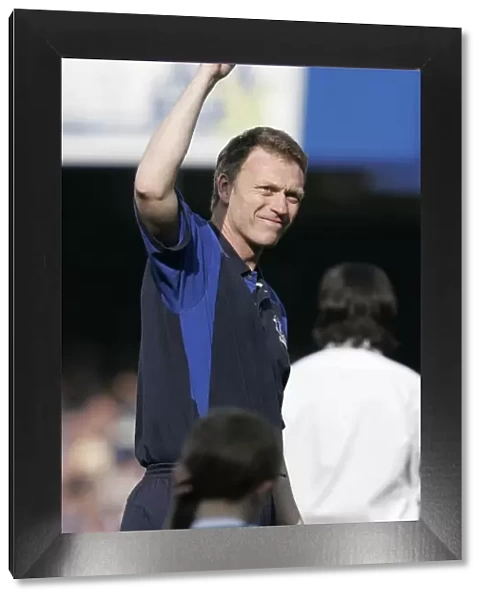 David Moyes Everton Celebrate FA Premiership Victory Over Portsmouth (5 / 5 / 07)