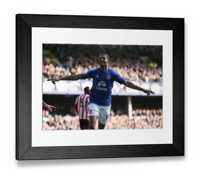 Framed Print : Everton's Jermaine Beckford Doubles Up: Everton FC vs Sunderland, Barclays Premier League - Goodison Park (26 February 2011)