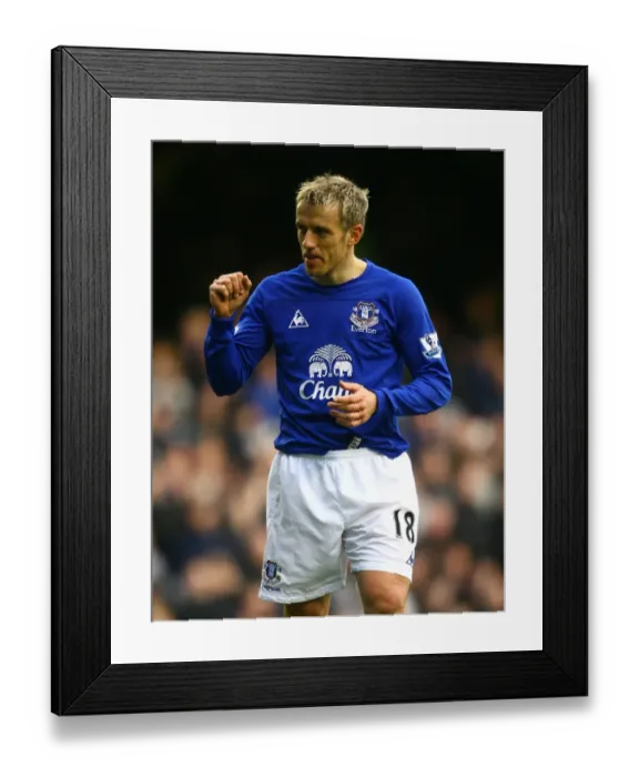 Framed Print : Phil Neville Leads Everton at Goodison Park: Everton v Sunderland, Barclays Premier League (26 February 2011) Framed Print : Phil Neville Leads Everton at Goodison Park: Everton v Sunderland, Barclays Premier League (26 February 2011)