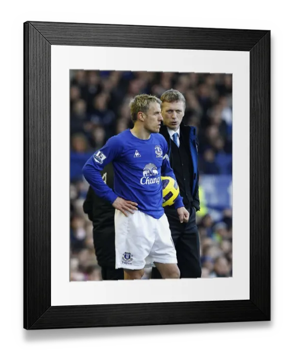Framed Print : Everton's Neville and Moyes: United at Goodison Park during Everton vs Sunderland (BPL, 26 February 2011)