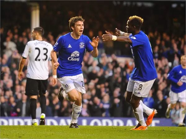 Seamus Coleman and Louis Saha's Unforgettable Goal Celebration: Everton's Thrilling Moment (19 March 2011 vs. Fulham)