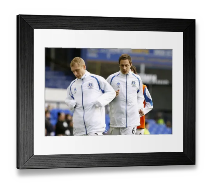 Framed Print : Everton FC: Phil Jagielka and Team Warm-Up at Goodison Park Before Everton vs Fulham (BPL, 19 March 2011) Framed Print : Everton FC: Phil Jagielka and Team Warm-Up at Goodison Park Before Everton vs Fulham (BPL, 19 March 2011)