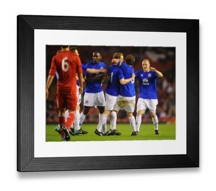 Framed Print : Everton's Thrilling First Goal: Forshaw Strikes Back at Anfield (Barclays Premier Reserve League)