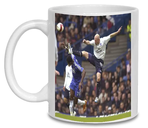 Chelsea v Everton - Salomon Kalou in action against Lee Carsley